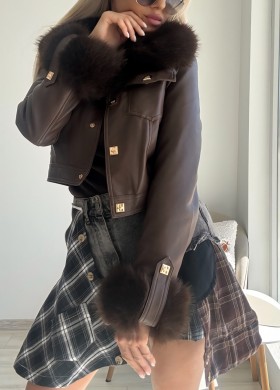 ХИТОВО ЯКЕ В КАФЯВО