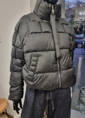 Яке черно MONTE CERVINO