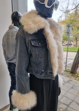 Яке дънково с пух