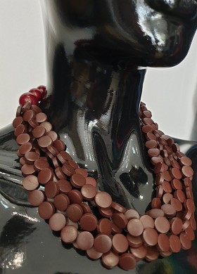 Колие BROWN