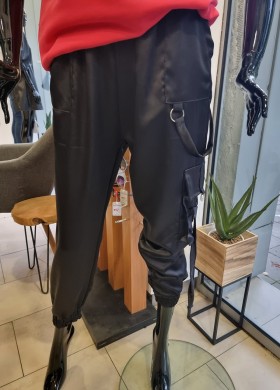 Панталон карго черен