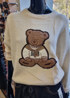 Пуловер бял с Мече