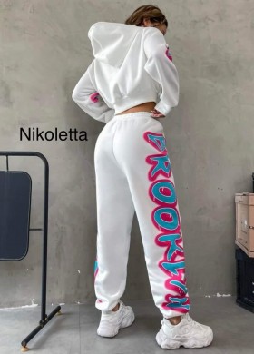 Спортен екип Nikoletta бял