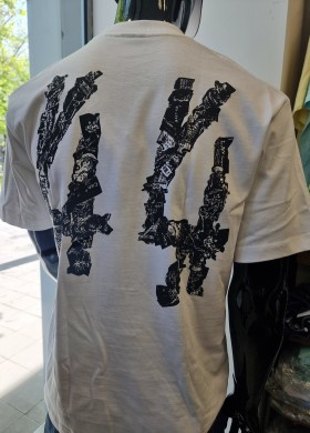 Тениска бяла 44