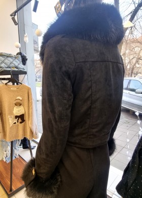 Велурено яке с пух